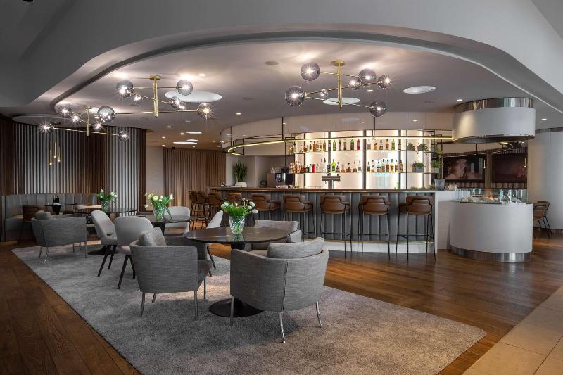 Radisson Blu Hotel - Basel - Genel