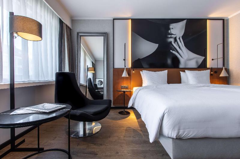 Radisson Blu Hotel - Basel - Oda