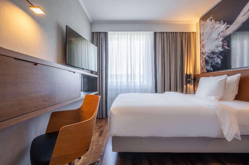 Radisson Blu Hotel - Basel - Oda