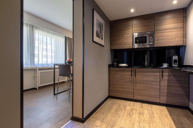 Radisson Blu Hotel - Basel - Oda