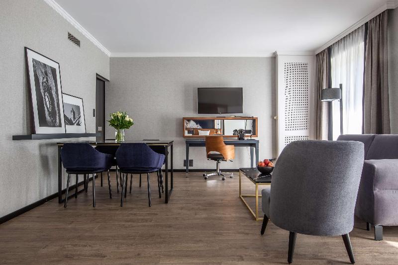 Radisson Blu Hotel - Basel - Oda