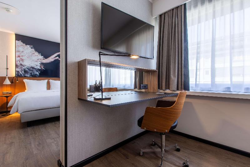 Radisson Blu Hotel - Basel - Oda