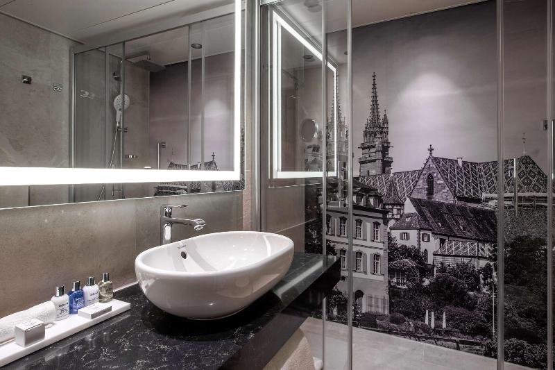 Radisson Blu Hotel - Basel - Oda