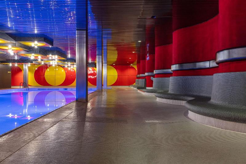 Radisson Blu Hotel - Basel - Havuz