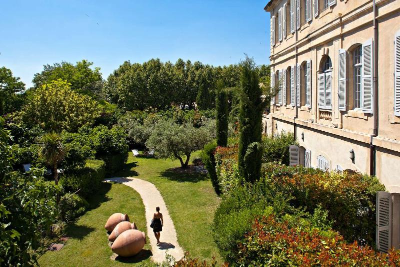 Chateau de Mazan - Handwritten Collection - Genel
