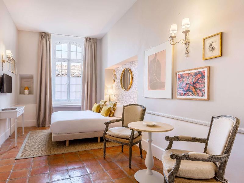 Chateau de Mazan - Handwritten Collection - Oda