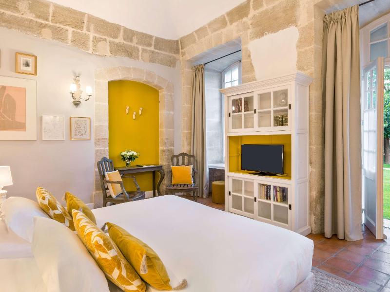 Chateau de Mazan - Handwritten Collection - Oda
