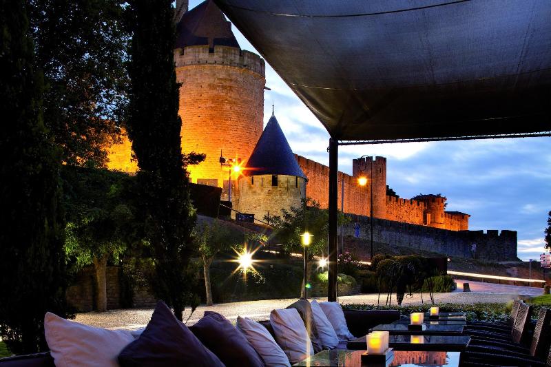Hotel du Chateau et SPA GEMOLOGY - Bar