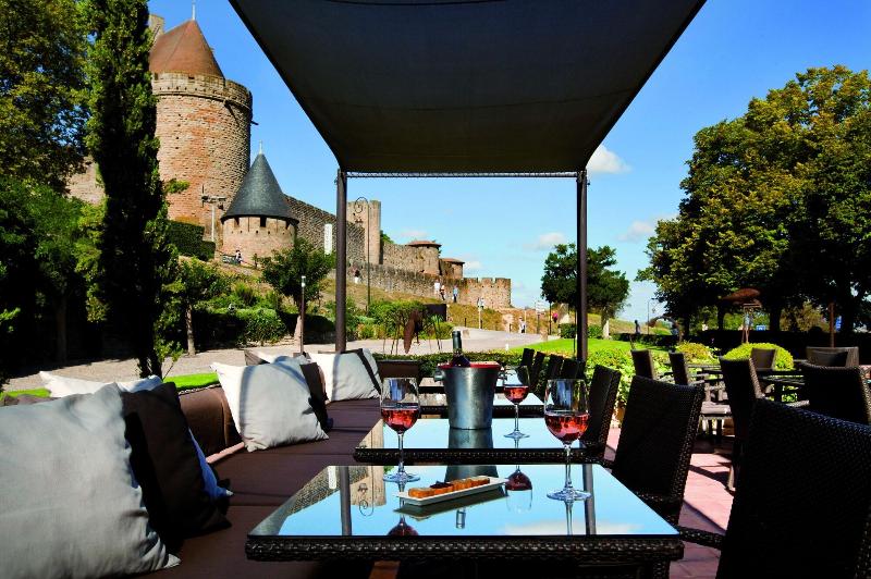 Hotel du Chateau et SPA GEMOLOGY - Bar