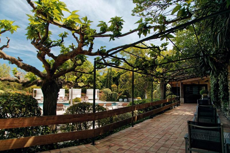 Hotel du Chateau et SPA GEMOLOGY - Genel