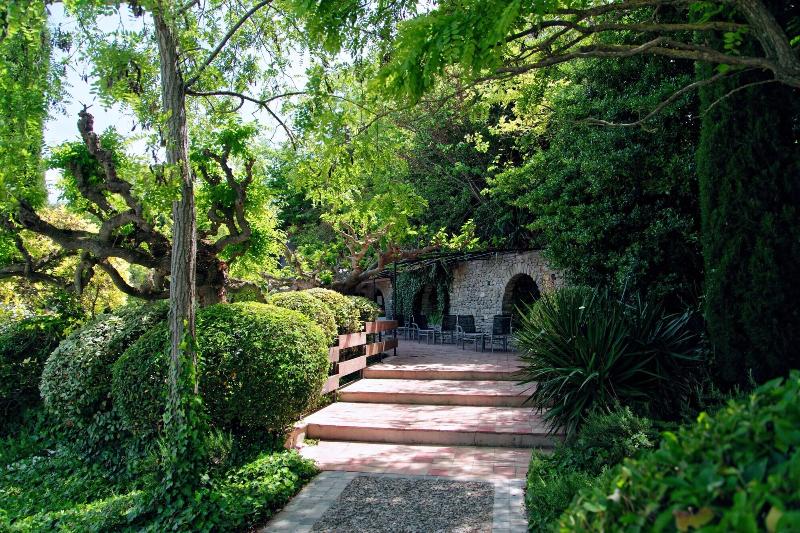 Hotel du Chateau et SPA GEMOLOGY - Genel