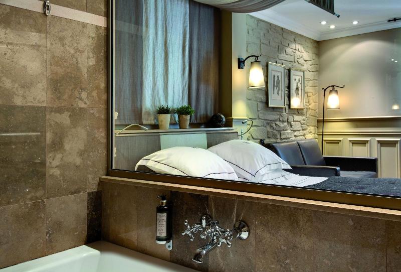 Hotel du Chateau et SPA GEMOLOGY - Oda