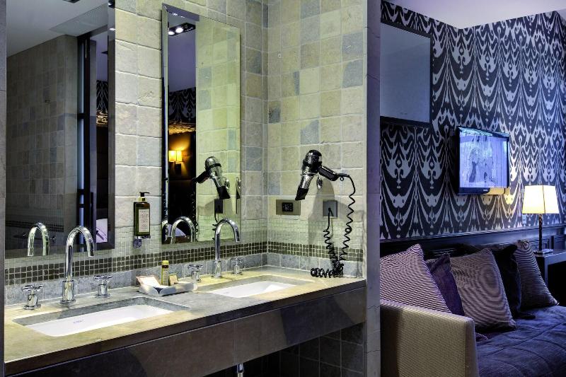 Hotel du Chateau et SPA GEMOLOGY - Oda