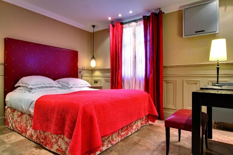 Hotel du Chateau et SPA GEMOLOGY - Oda
