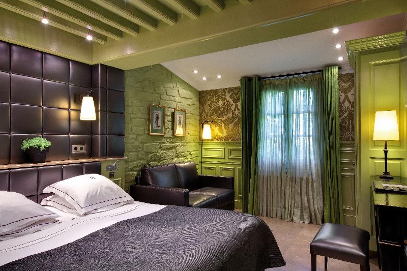 Hotel du Chateau et SPA GEMOLOGY - Oda