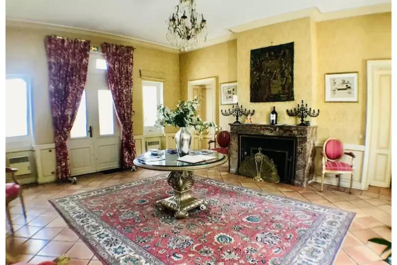 Chateau Meyre - Lobi