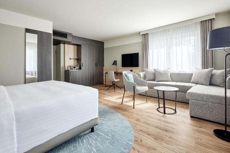 Basel Marriott Hotel - Oda