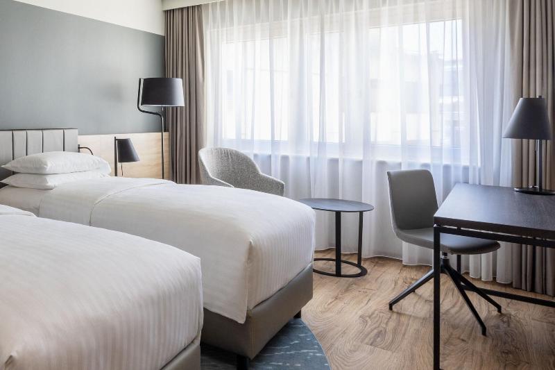 Basel Marriott Hotel - Oda