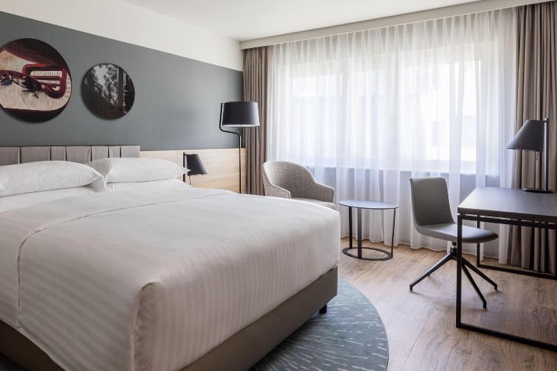 Basel Marriott Hotel - Oda