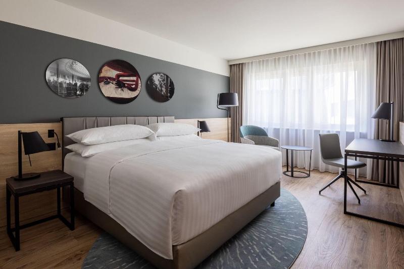Basel Marriott Hotel - Oda