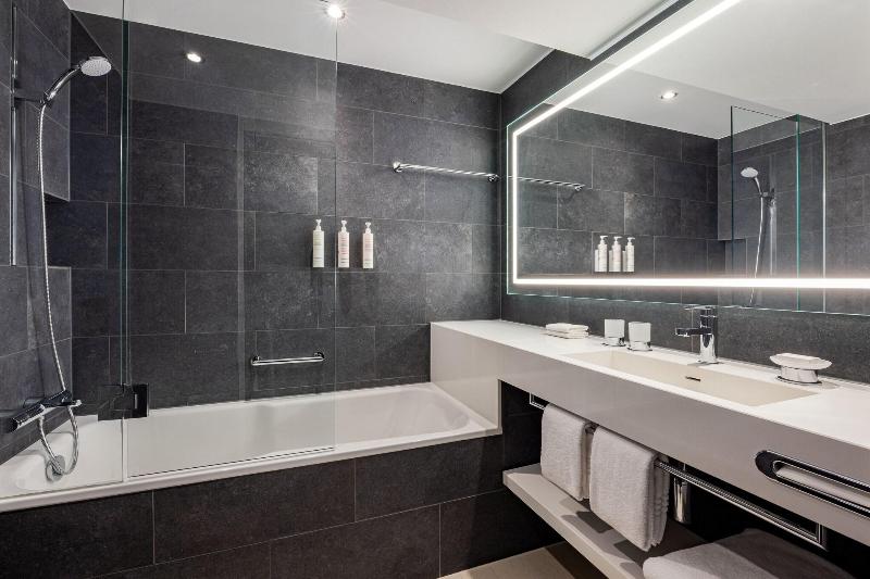 Basel Marriott Hotel - Oda