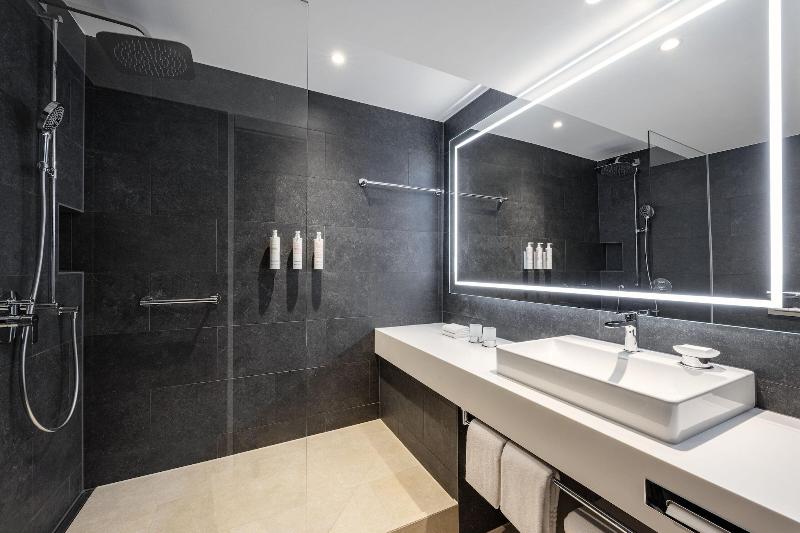 Basel Marriott Hotel - Oda