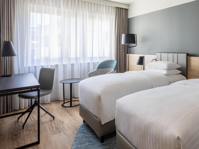 Basel Marriott Hotel - Oda