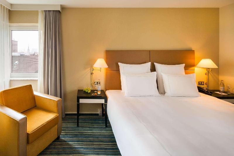 Basel Marriott Hotel - Oda