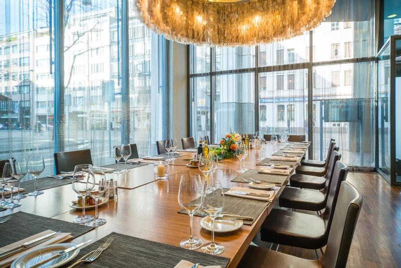 Basel Marriott Hotel - Restoran
