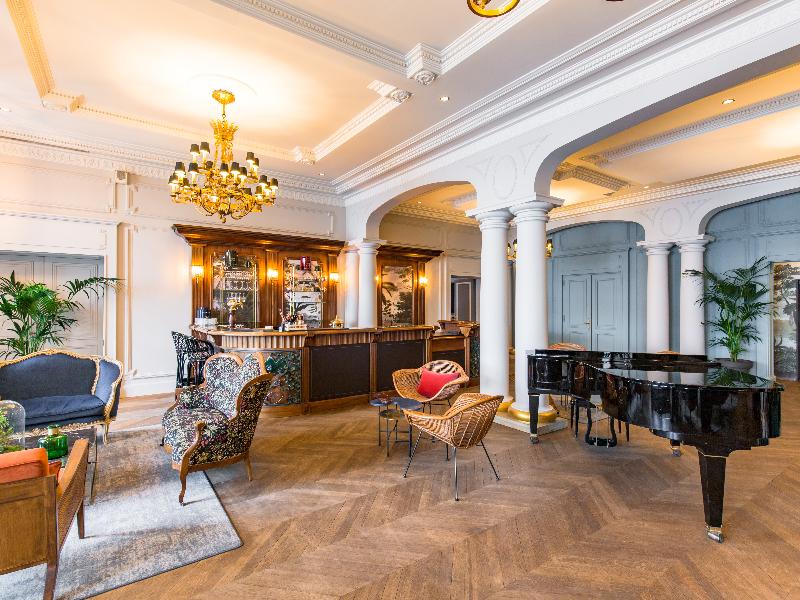 Palace de Menthon - Bar