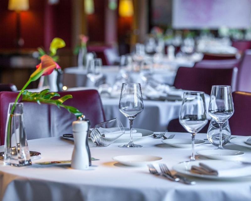 Hotel Restaurant BAUD - Restoran