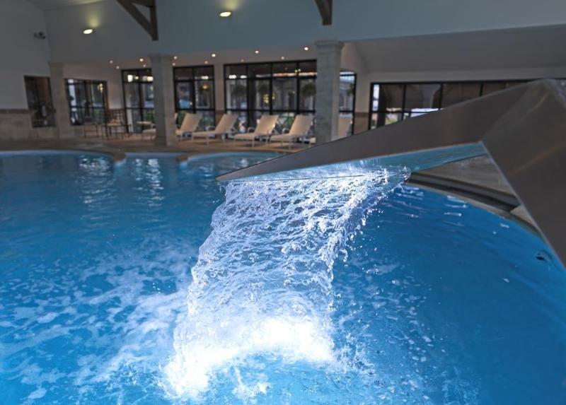 Le Grand Hotel Spa et son Chalet - Genel