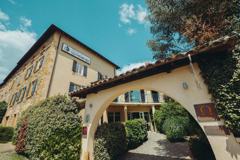 Auberge de Clochemerle Hôtel & Restaurant - Genel
