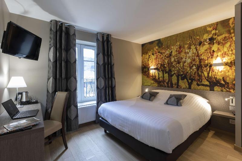 Auberge de Clochemerle Hôtel & Restaurant - Oda