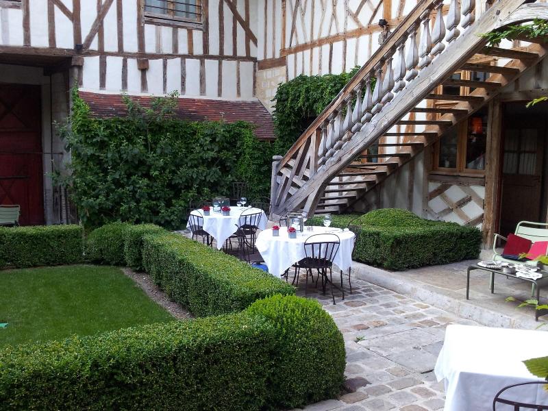 Le Champ des Oiseaux - Restoran