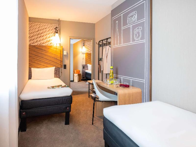 Ibis Genève Centre Lac - Genel