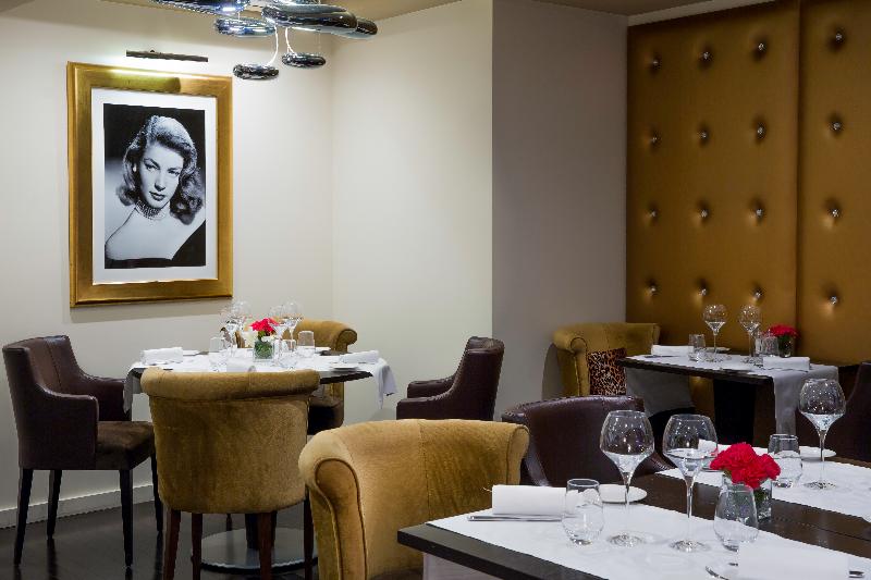 N'vY Manotel - Restoran