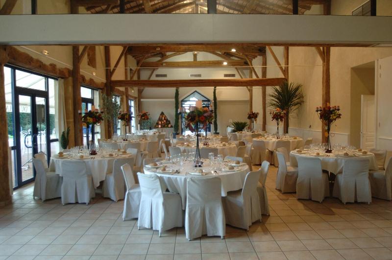 Le Chateau de Champlong - Aktivite