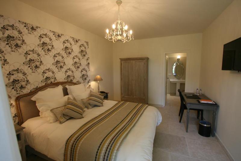Chateau Les Oliviers de Salettes - Genel