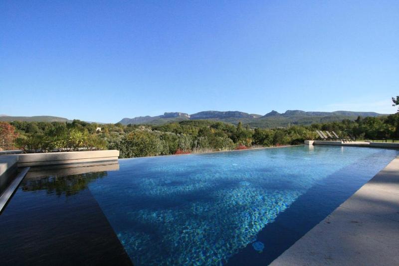 Chateau Les Oliviers de Salettes - Genel