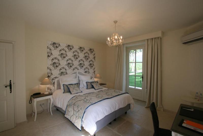 Chateau Les Oliviers de Salettes - Genel