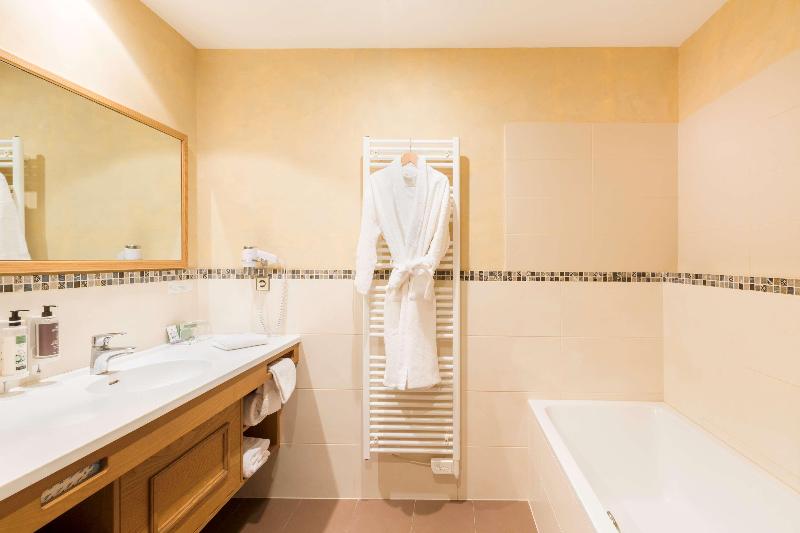 Les Violettes Hotel & Spa Alsace, BW Premier - Oda