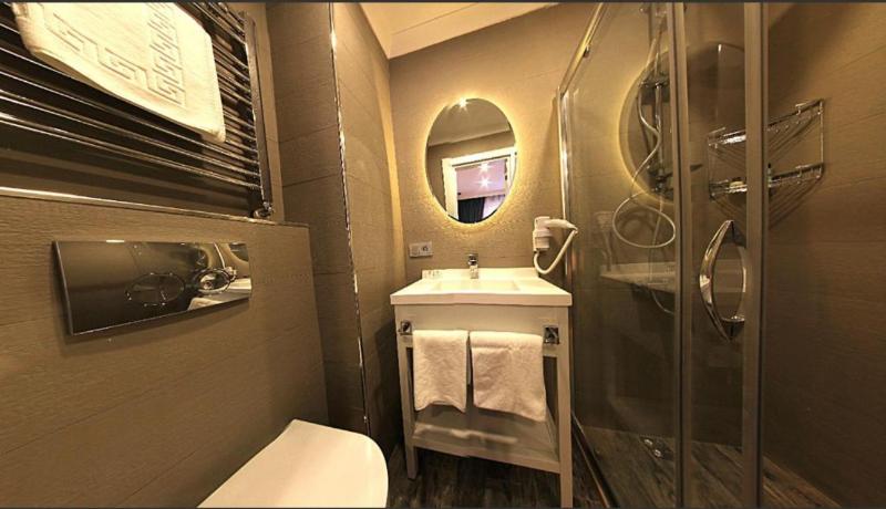 Taksim Santa Lucia Hotel - Oda