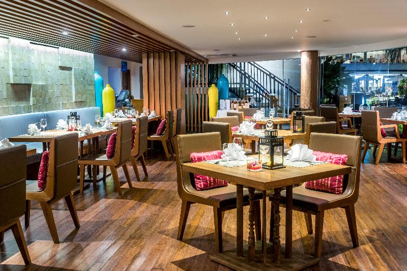 Holiday Inn Resort Phuket Karon Beach An Ihg Hotel - Restoran