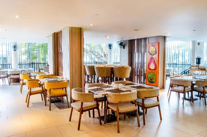 Holiday Inn Resort Phuket Karon Beach An Ihg Hotel - Restoran