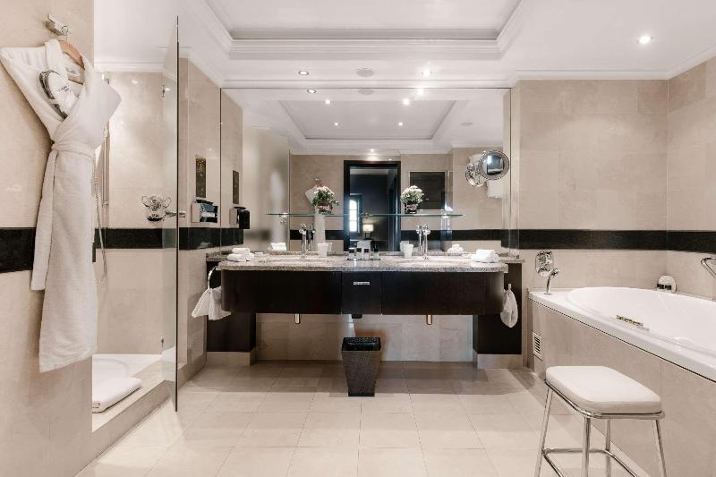 Hotel Metropole Geneve - Oda