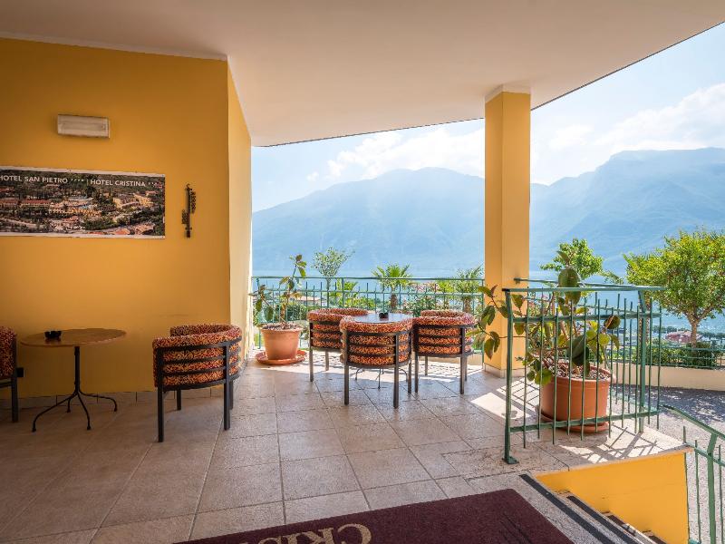Hotel Cristina - Lobi
