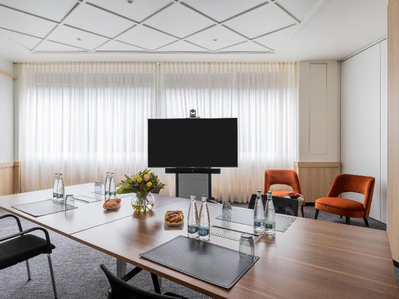Crowne Plaza Geneva - Toplantı