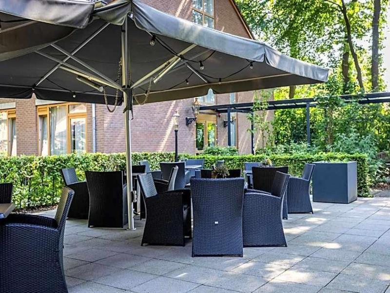 Hof Van Putten - Genel