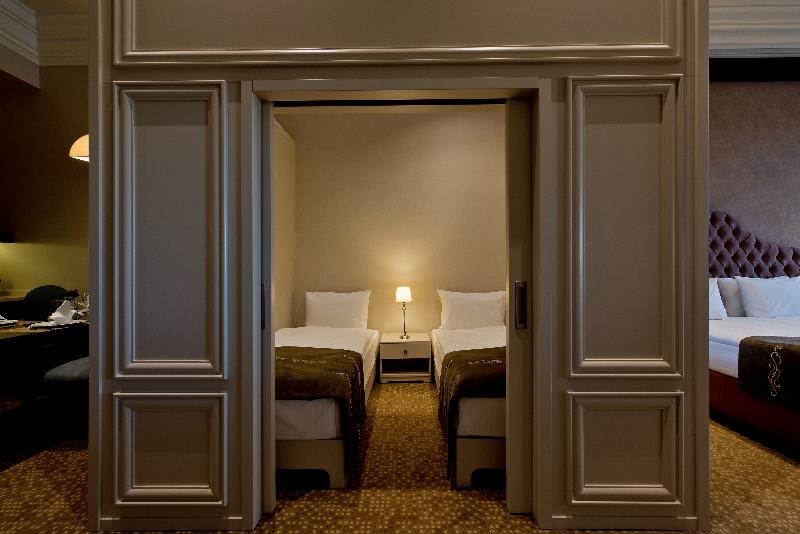 Vialand Palace Hotel - Oda